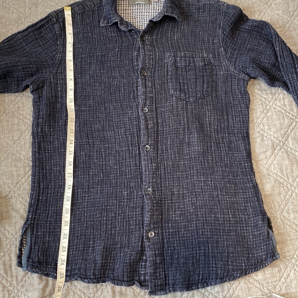 Gray By Saks Fifth Ave Linen Button Down Shirt Navy EUC - Picture 12 of 14